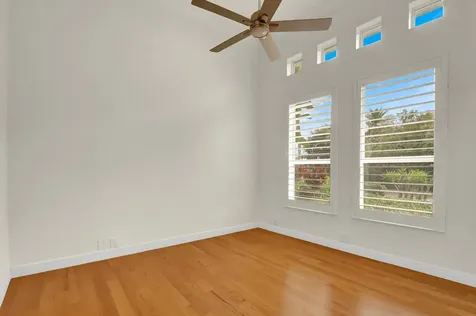 10 Martinique Cove Palm Beach Gardens FL 33418