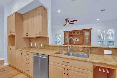10 Martinique Cove Palm Beach Gardens FL 33418