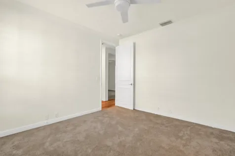 10 Martinique Cove Palm Beach Gardens FL 33418