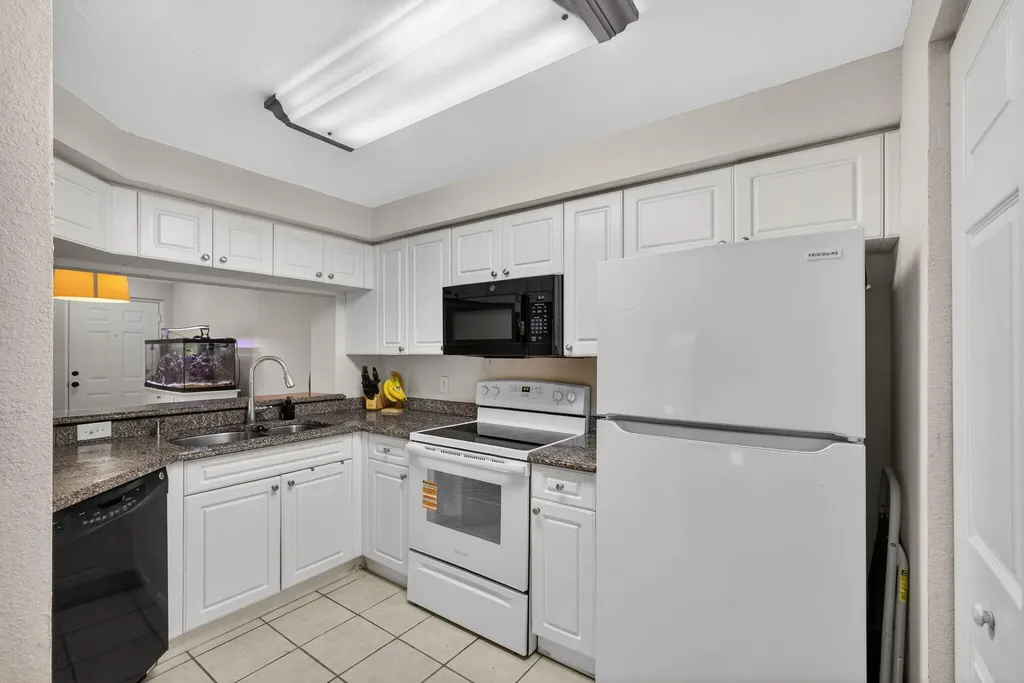 2727 Anzio Court Palm Beach Gardens FL 33410