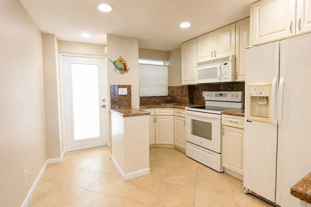 710 N Ocean Boulevard Pompano Beach FL 33062