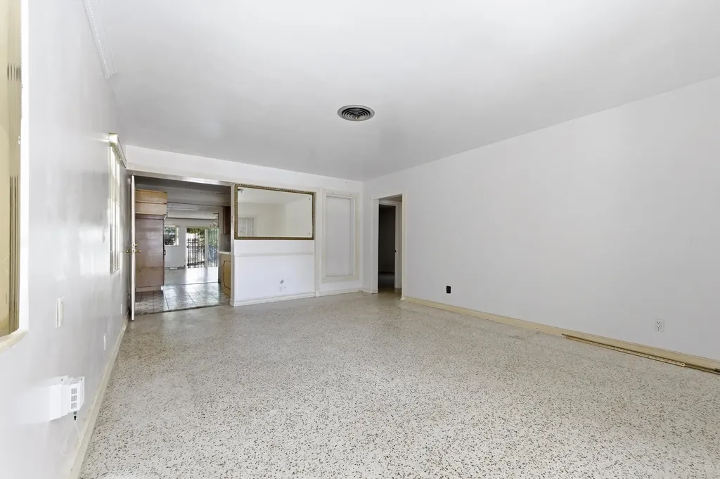225 Plymouth Road West Palm Beach FL 33405