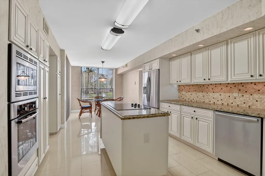 7201 Promenade Drive Boca Raton FL 33433