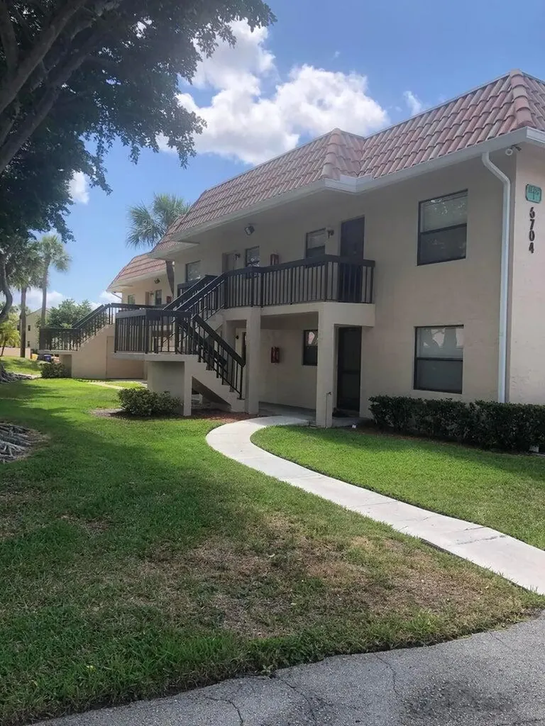 6704 Palmetto Circle S Boca Raton FL 33433