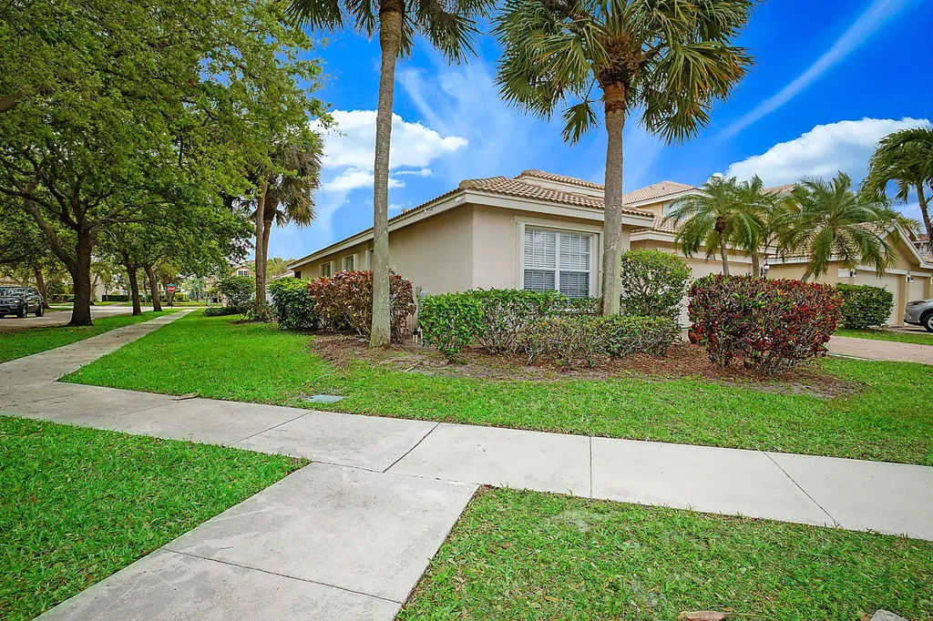5028 Solar Point Drive Greenacres FL 33463
