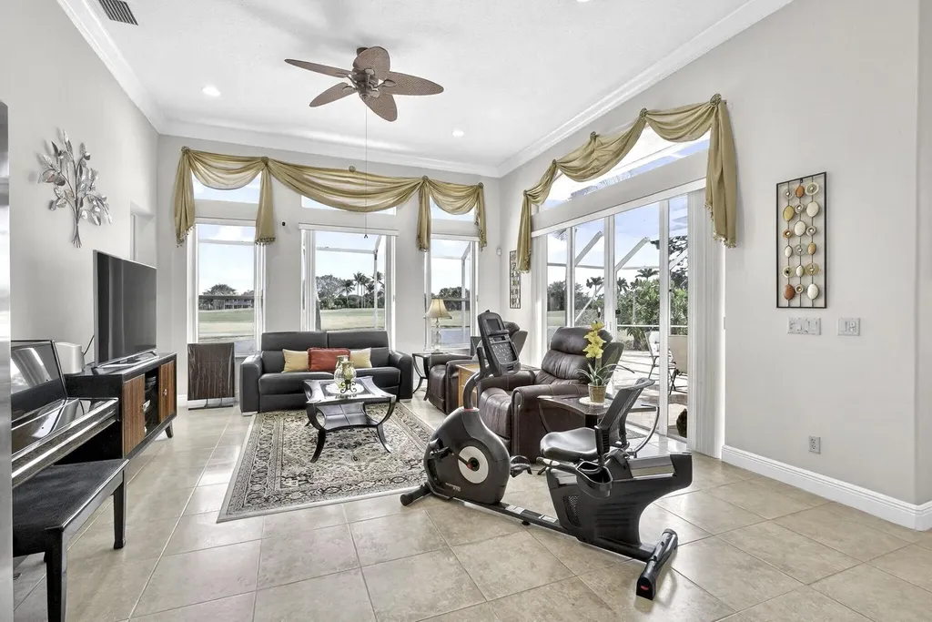 2626 Arbor Lane Royal Palm Beach FL 33411