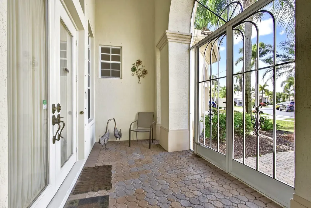 2626 Arbor Lane Royal Palm Beach FL 33411