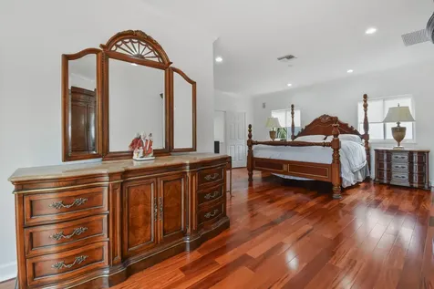 2801 Embassy Drive West Palm Beach FL 33401