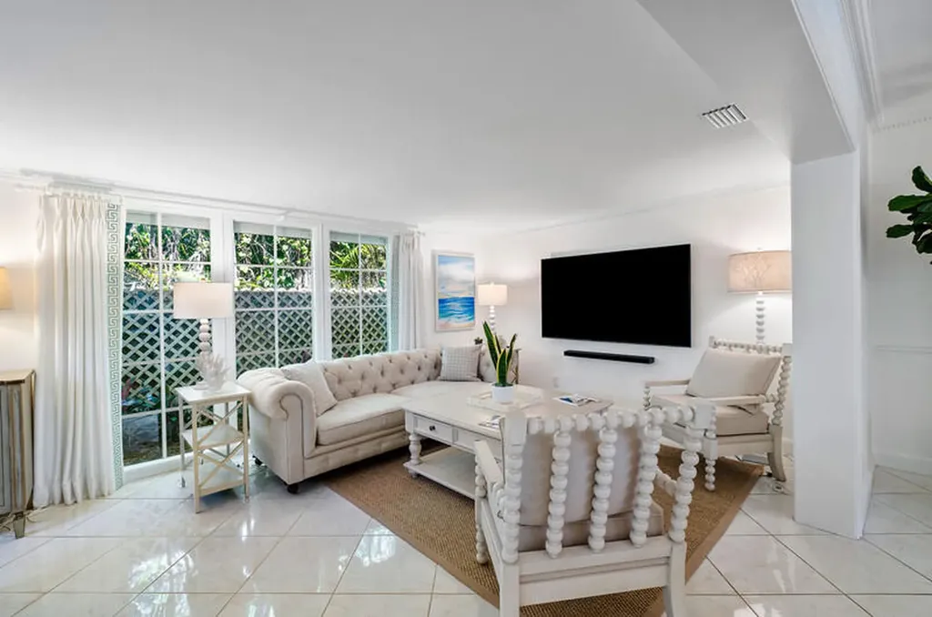 241 List Road Palm Beach FL 33480