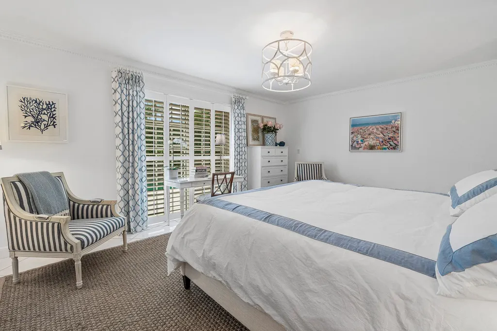 241 List Road Palm Beach FL 33480