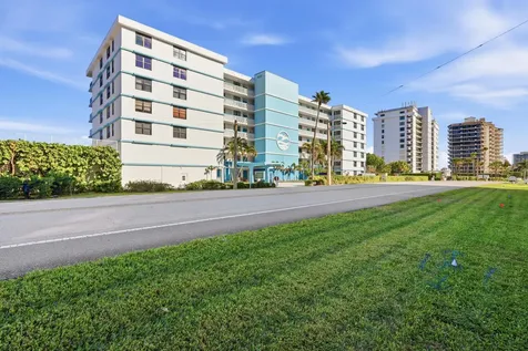 900 Ocean Drive Juno Beach FL 33408