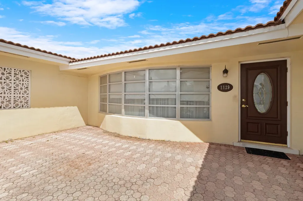 2129 NE 60th Street Fort Lauderdale FL 33308