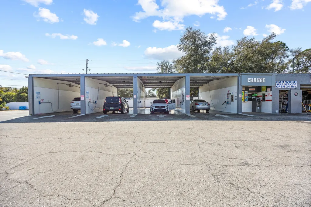 11500 Walsingham Road Largo FL 33778