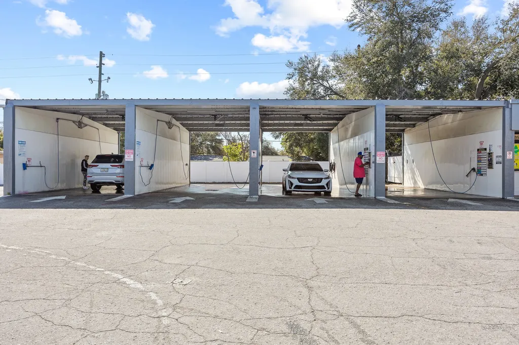 11500 Walsingham Road Largo FL 33778