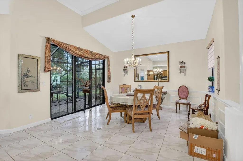 4970 Pine Tree Drive Boynton Beach FL 33436