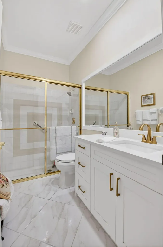 4970 Pine Tree Drive Boynton Beach FL 33436