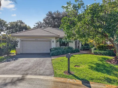 4970 Pine Tree Drive Boynton Beach FL 33436