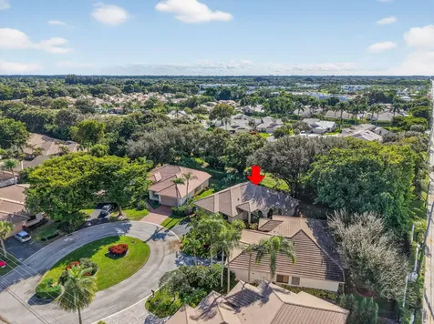 4970 Pine Tree Drive Boynton Beach FL 33436