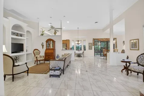 4970 Pine Tree Drive Boynton Beach FL 33436