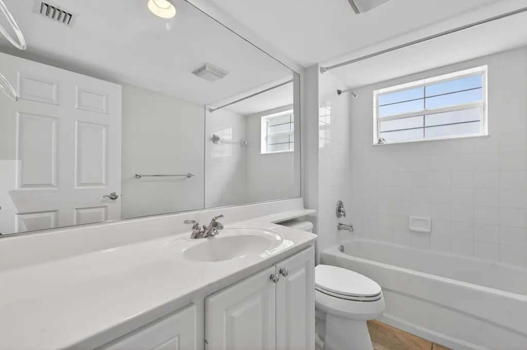 2625 E Community Drive Jupiter FL 33458