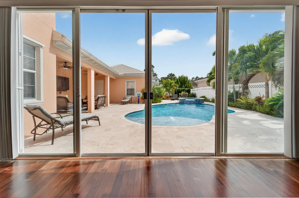 2625 E Community Drive Jupiter FL 33458