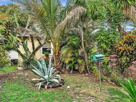 2822 Florida Boulevard Delray Beach FL 33483
