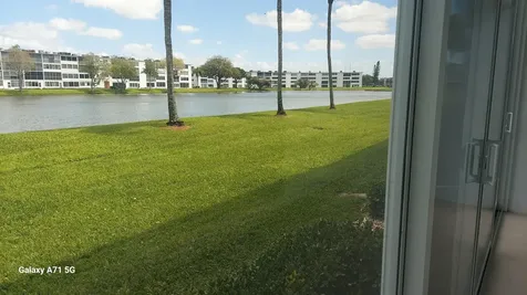 1072 Yarmouth D Boca Raton FL 33434