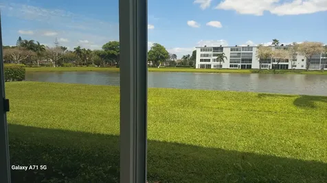 1072 Yarmouth D Boca Raton FL 33434