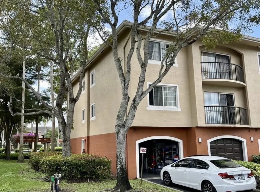 4191 N Haverhill Road West Palm Beach FL 33417