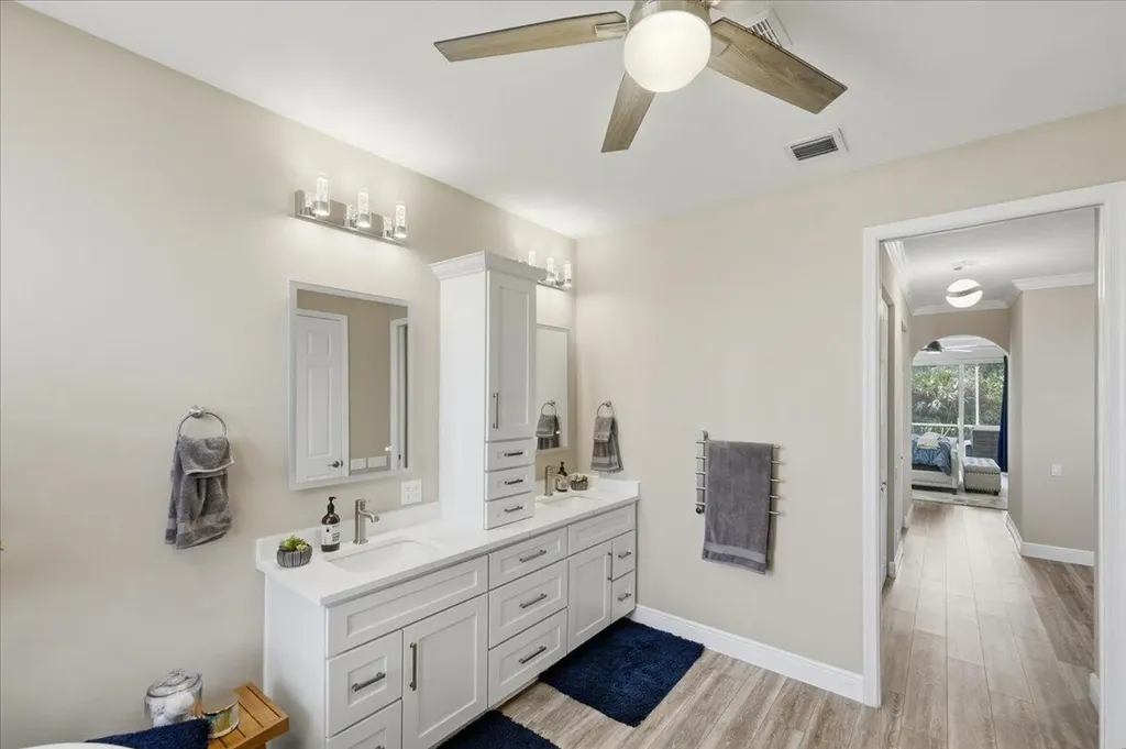 499 NW Blue Lake Drive Port St Lucie FL 34986