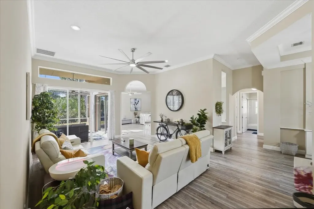 499 NW Blue Lake Drive Port St Lucie FL 34986