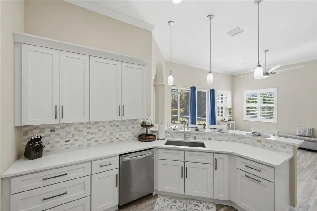 499 NW Blue Lake Drive Port St Lucie FL 34986