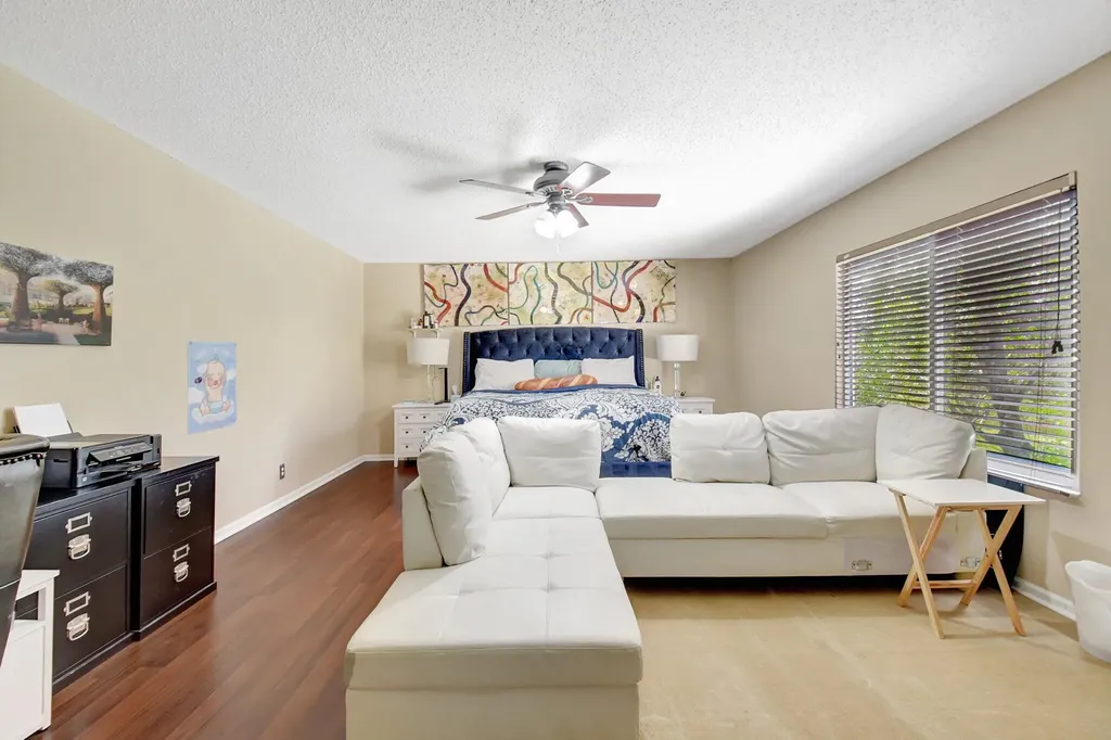 6755 Rainwood Cove Lane Lake Worth FL 33463