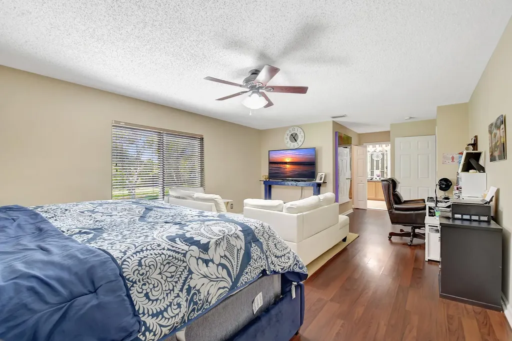 6755 Rainwood Cove Lane Lake Worth FL 33463