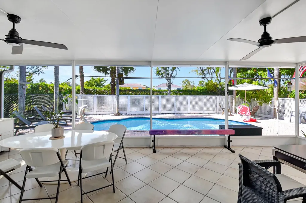 6755 Rainwood Cove Lane Lake Worth FL 33463