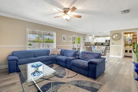 6755 Rainwood Cove Lane Lake Worth FL 33463
