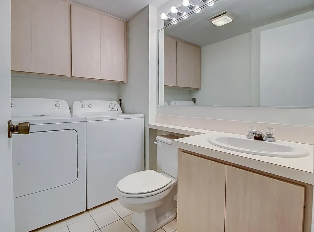 44 Essex Court Royal Palm Beach FL 33411