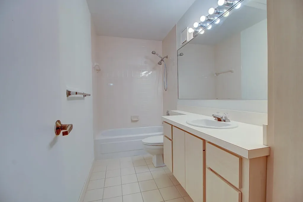 44 Essex Court Royal Palm Beach FL 33411