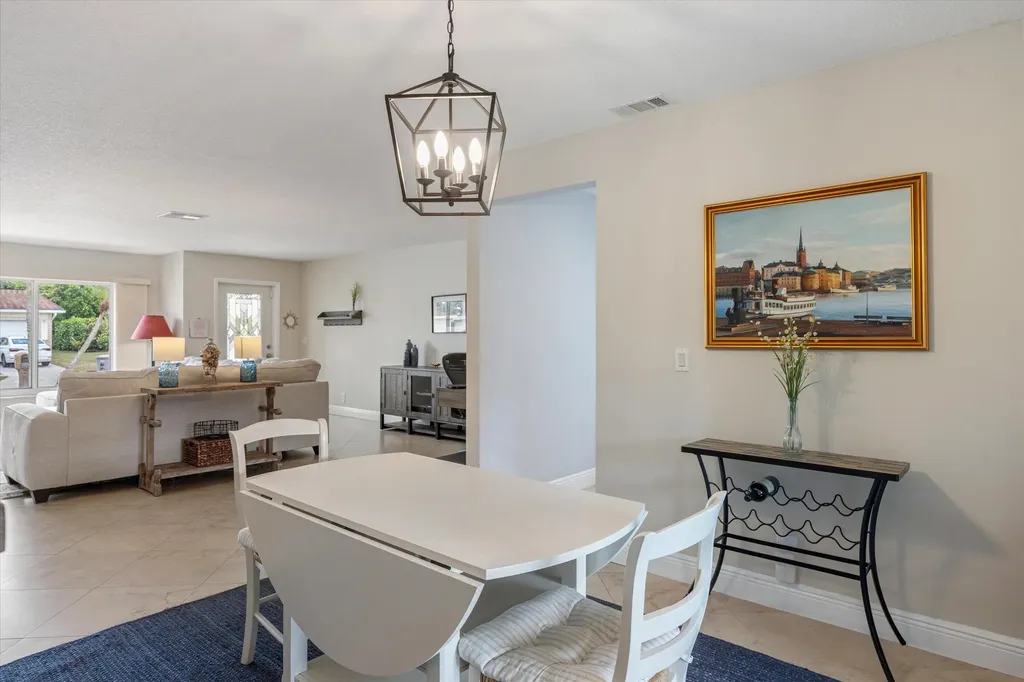 6348 Whispering Wind Way Delray Beach FL 33484