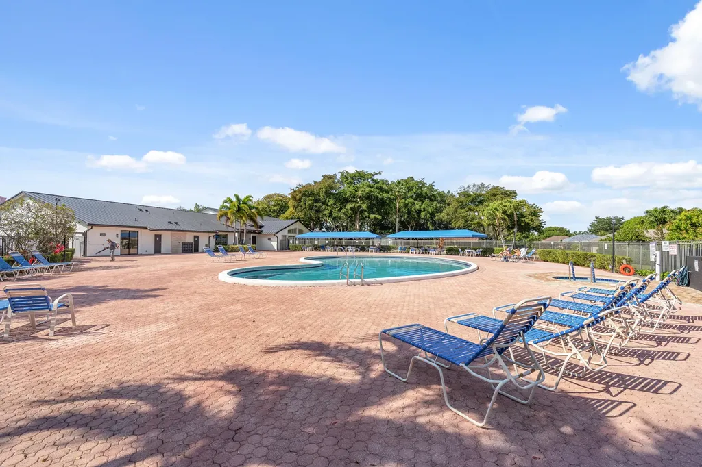 6348 Whispering Wind Way Delray Beach FL 33484