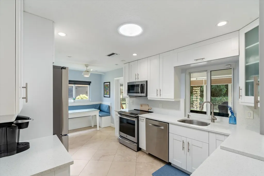 6348 Whispering Wind Way Delray Beach FL 33484