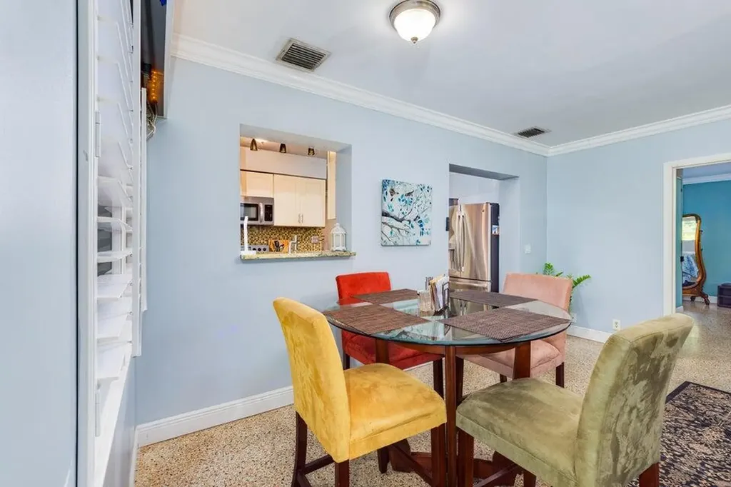 145 SE 3rd Avenue Boynton Beach FL 33435