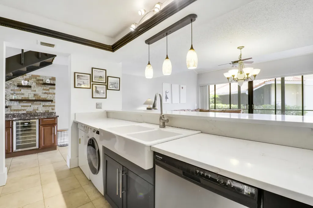 127 Old Meadow Way Palm Beach Gardens FL 33418