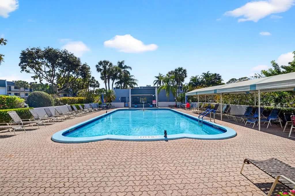 4288 D Este Court Lake Worth FL 33467