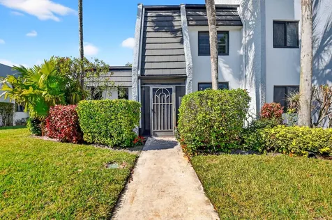 4288 D Este Court Lake Worth FL 33467