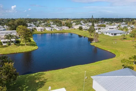 10 Juan Carlos Lane Port St Lucie FL 34952