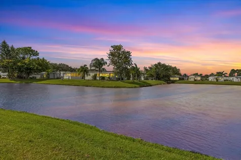 10 Juan Carlos Lane Port St Lucie FL 34952