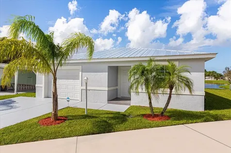 10 Juan Carlos Lane Port St Lucie FL 34952