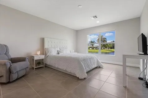 10 Juan Carlos Lane Port St Lucie FL 34952