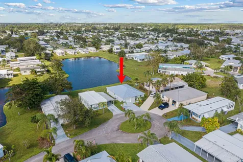 10 Juan Carlos Lane Port St Lucie FL 34952